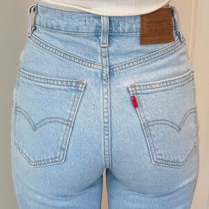 LEVI'S 70's High Rise Slim Straight Women's Jeans in Marin Hits - Size 23